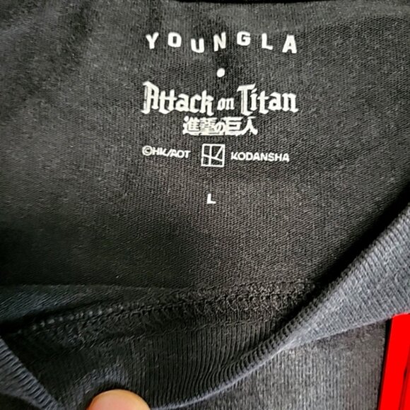 YOUNGLA x Attack On Titan First Battle #4186 Men's Cropped T Size L Black - Picture 8 of 13